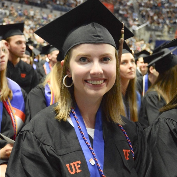 Meet your Posher, Anna - Picture 2 of 6